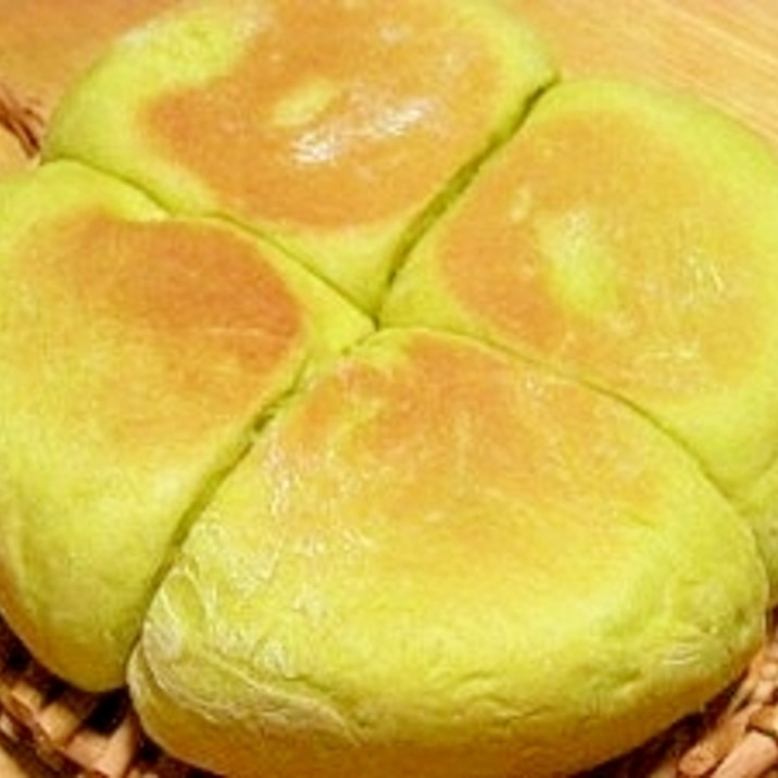 米粉ブレンドの炊飯器パン☆抹茶ラテの幸せのアンパン